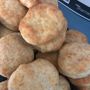 Meet your Posher, Rose-marie